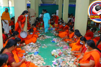 శ్రీ భీమేశ్వరాలయంలో హుండీ ఆదాయం లెక్కింపు కార్యక్రమంలో పాల్గొన్న దేవస్థానం అధికారులు