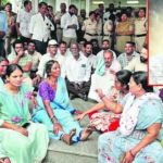 కానిస్టేబుల్ సాయికుమార్ మృతి నేపథ్యంలో ఎల్బీనగర్ ఏసీపీ కార్యాలయం వద్ద ఆందోళన చేస్తున్న కుటుంబ సభ్యులు